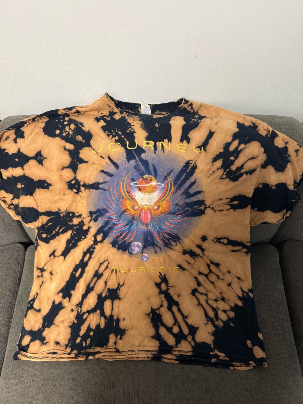 Journey graphic tee